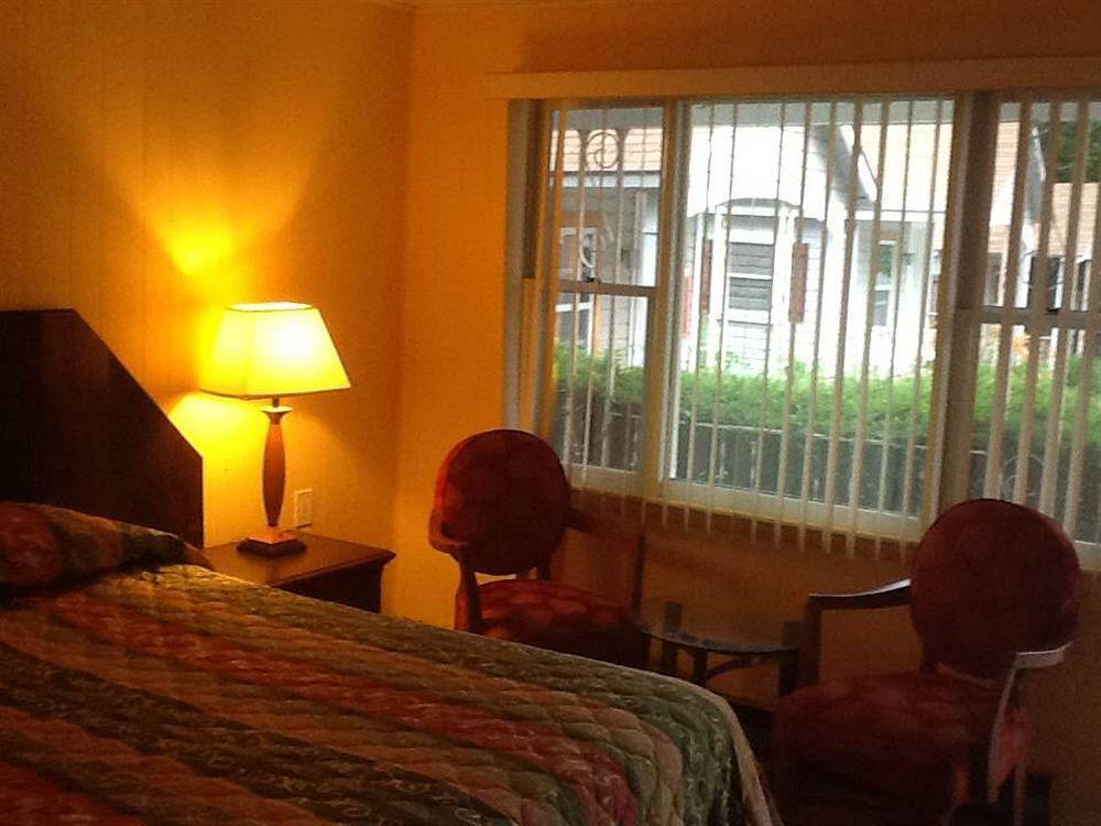 King Hendrick Motel And Suites レイク・ジョージ エクステリア 写真