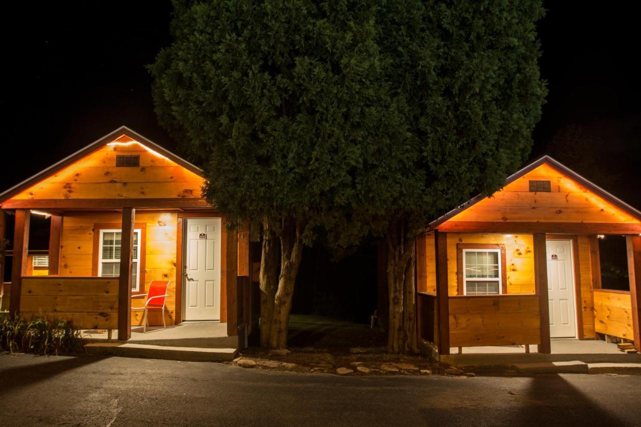 King Hendrick Motel And Suites レイク・ジョージ エクステリア 写真